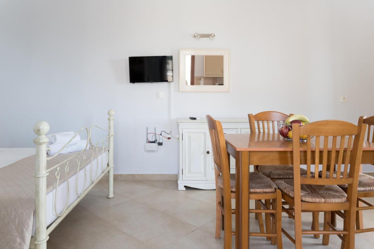 Vilatoria Guesthouse Agia Thekli Eksteriør bilde
