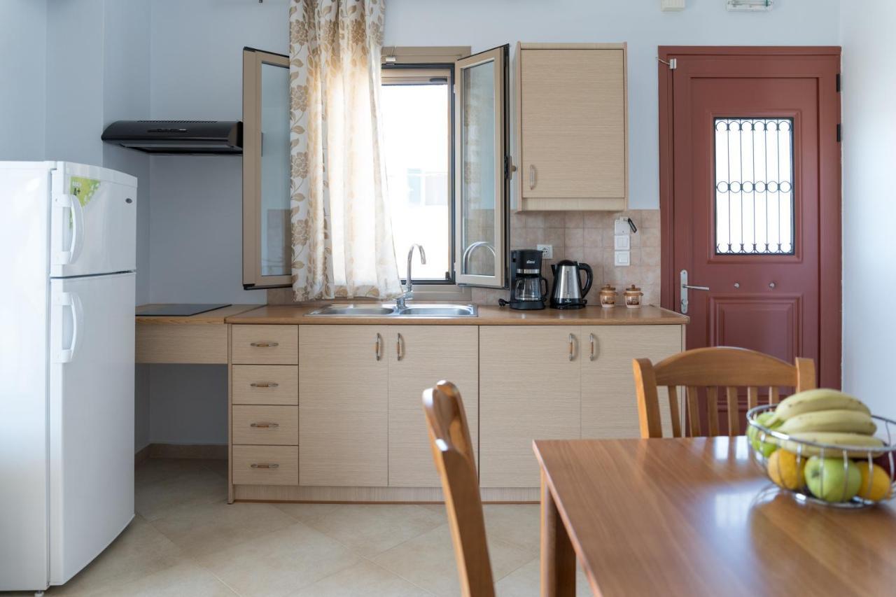 Vilatoria Guesthouse Agia Thekli Eksteriør bilde